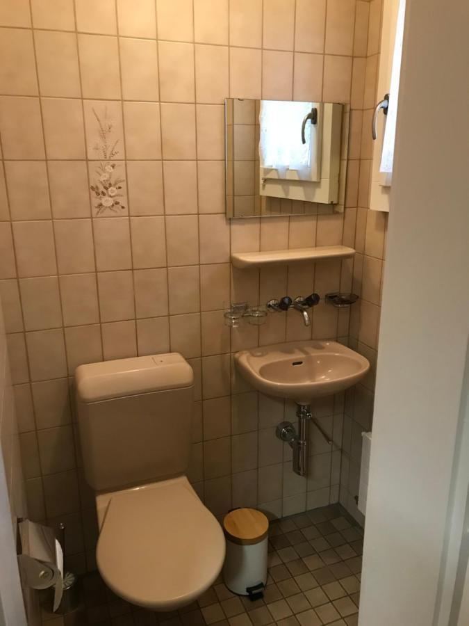Simple Studio 36M2 In The Center Of Burgdorf Private Parking Small Bathroom Eksteriør bilde